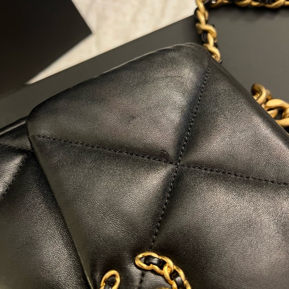 Used Chanel 19 Handbag - Black - Picture 8 of 10